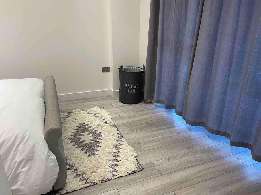 Stylish And Cosy 2 Bedroom Flat In ครอยดอน ภายนอก รูปภาพ
